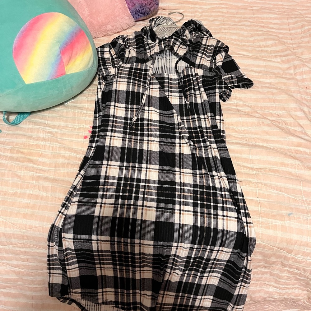 Women’s no comment mini dress with hood, size medium